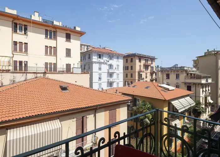 A Ca' Du Barba Ale Apartment La Spezia